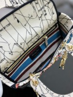 Dior Medium Lady D-Lite bag - Image 9
