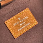 Louis Vuitton Marelle Handbag - Image 8