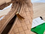 BOTTEGA VENETA BV Mini Jodie - Image 6