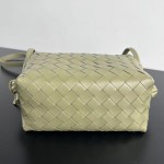 BOTTEGA VENETA Top Handle Loop - Image 7