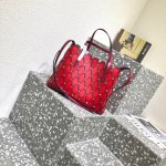 Valentino Beehive