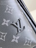 Louis Vuitton Avenue Slingbag PM - Image 2
