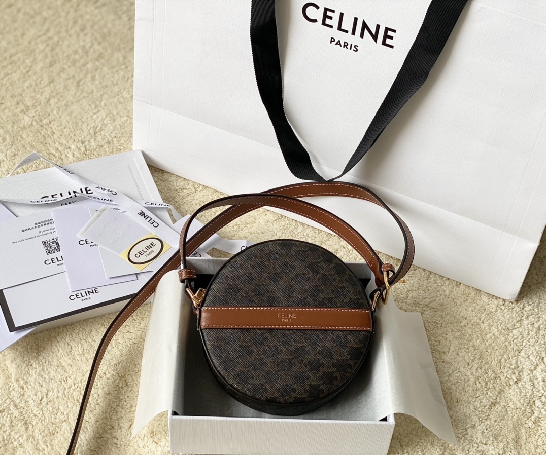 HSC-4076F52FEEFE Ceeline Triomphe Bag - Image 1