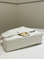 Fendi Mamma Baguette Medium - Image 3