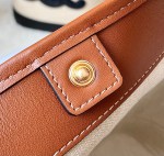 CELINE BUCKET CUIR TRIOMPHE BAG - Image 9