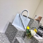 Valentino Garavani Walk Tote