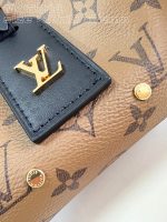 Louis Vuitton Atlantis BB - Image 3