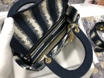 Dior Medium Lady D-Lite bag - Image 8