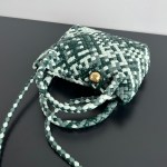BOTTEGA VENETA Small Tosca - Image 7