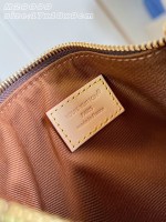 Louis Vuitton Multipass Mini Bag - Image 8