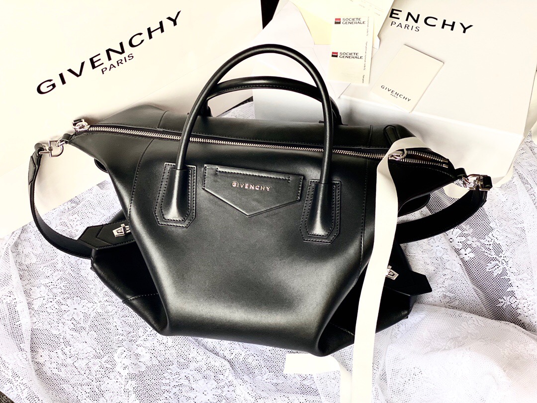 HSC-47591A51E8C6 Givenchy Antigona Soft - Image 1
