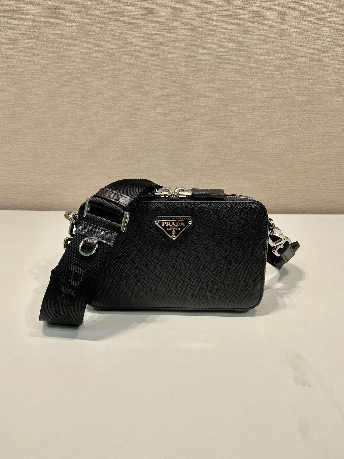 HSC-47D1B04EADE0 Prada Brique Saffiano leather bag - Image 1