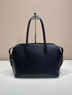 Prada Large leather tote bag - Image 4