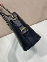 Prada Large leather tote bag - Image 5