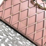 Valentino Beehive - Image 7