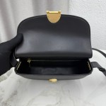 Medium Dior Médaillon Flap Bag - Image 8