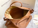 Givenchy Antigona Soft - Image 8