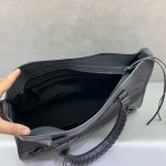 Balenciaga Women’s Le City Bag Medium - Image 7