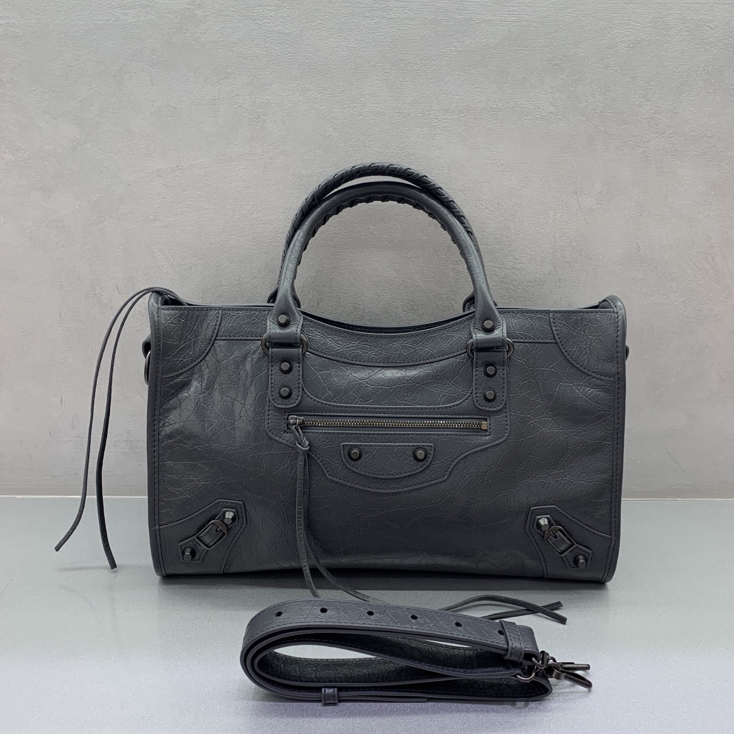 HSC-4DF22F027920 Balenciaga Women’s Le City Bag Medium - Image 1
