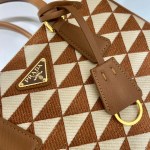 Medium Prada Galleria Saffiano leather bag - Image 8