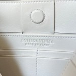 Bottega Veneta BV Cassette Pouch On Strap - Image 2