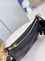 Louis Vuitton Bagatelle - Image 5