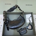 Balenciaga Le Cagole - Image 2