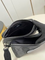 Louis Vuitton Trio Messenger Bag - Image 3