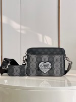Louis Vuitton Trio Messenger Bag