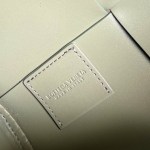 BOTTEGA VENETA BV Medium Canette bag - Image 3