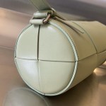 BOTTEGA VENETA BV Medium Canette bag - Image 9