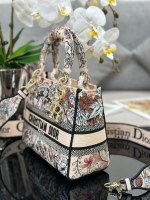 Dior Medium Lady D-Lite bag - Image 3