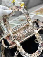 Dior Medium Lady D-Lite bag - Image 7