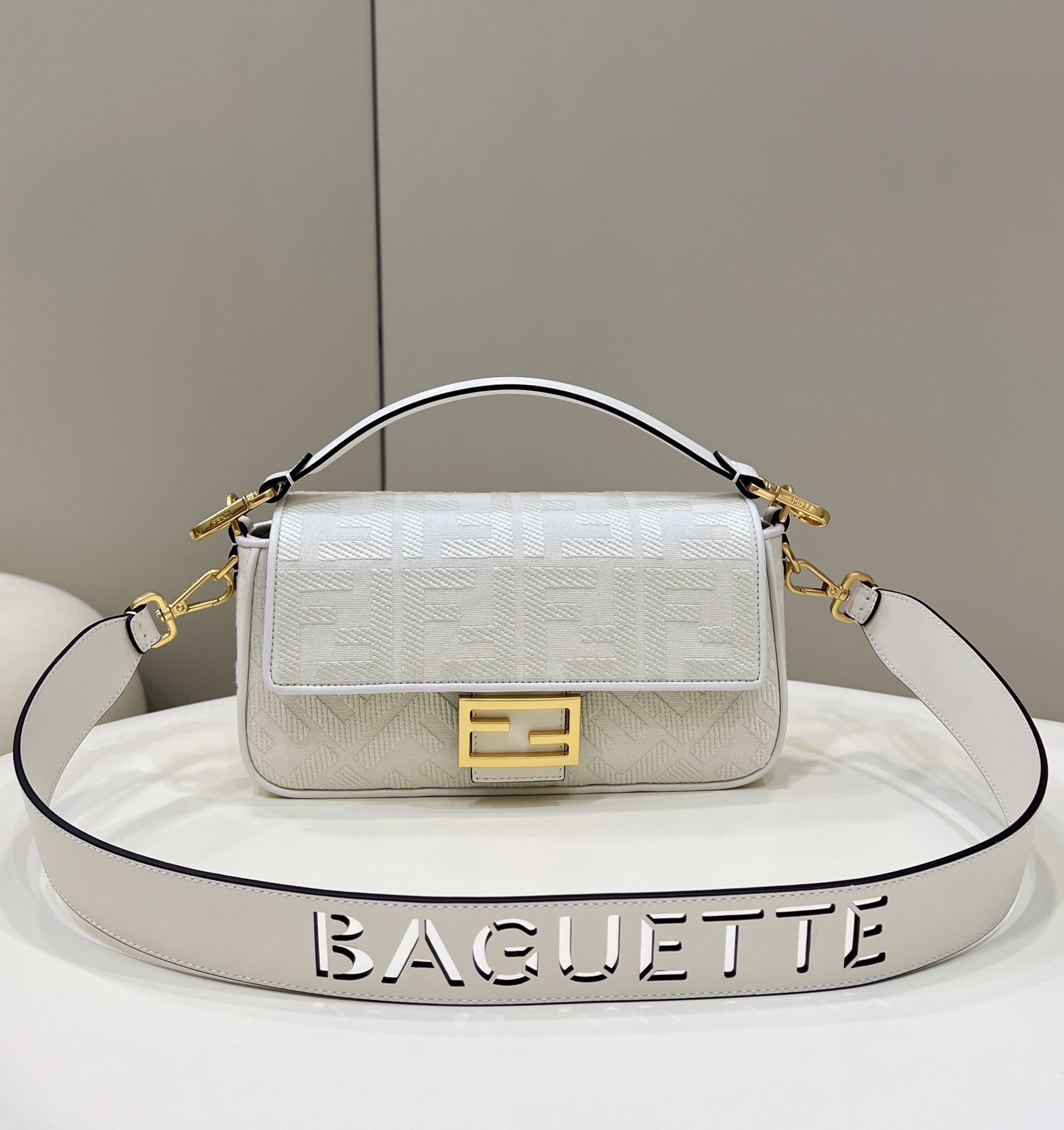 HSC-580F67B832B2 Fendi Baguette FF canvas bag - Image 1