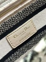 Dior Medium Lady D-Lite bag - Image 9
