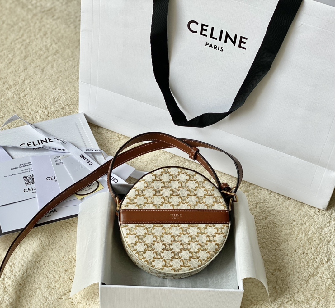 HSC-58D2EEC92F8D Ceeline Triomphe Bag - Image 1
