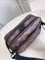 Louis Vuitton Alpha Messenger - Image 6