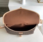 Louis Vuitton Saumur - Image 3