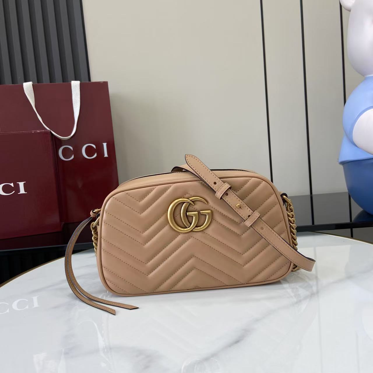 HSC-5BC993C898B5 Gucci Marmont Small Matelassé Shoulder Bag - Image 1