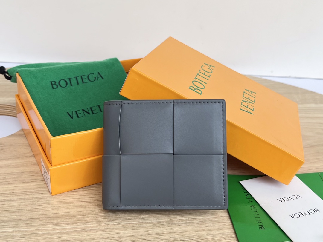 HSC-5D2B03D827A4 Bottega Veneta BV Cassette Bi-Fold Wallet - Image 1