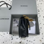 Balenciaga crush small - Image 3