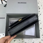 Balenciaga crush small - Image 4