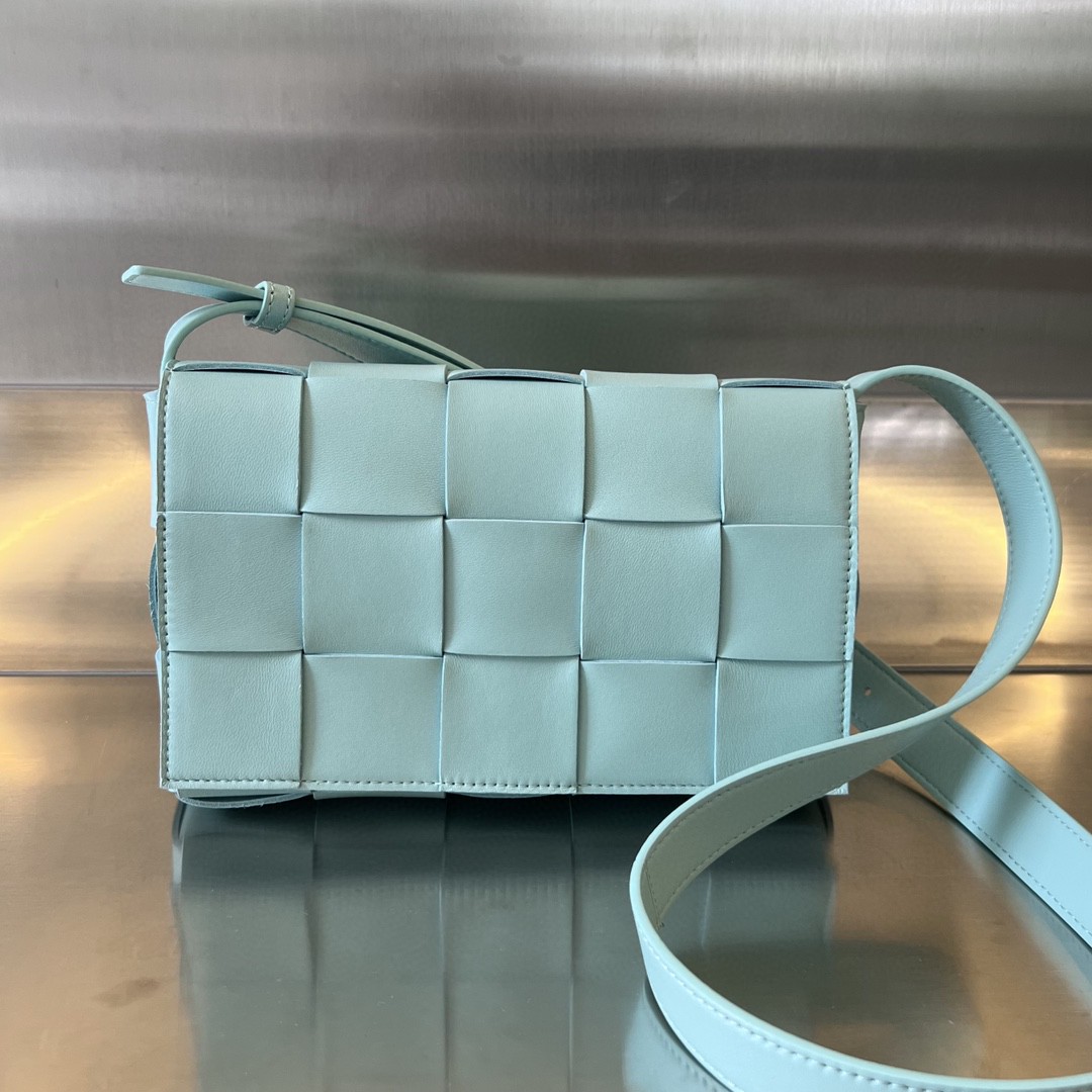 HSC-611FAA342E23 BOTTEGA VENETA BV Cassette - Image 1