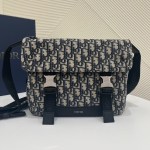 DIOR EXPLORER MESSENGER BAG