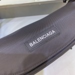 Balenciaga Waist bag - Image 6