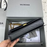 Balenciaga crush small - Image 4