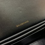Balenciaga crush small - Image 7