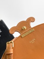 CELINE BESACE CUIR TRIOMPHE - Image 9