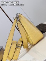 Louis Vuitton Marelle Handbag - Image 3