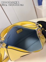 Louis Vuitton Marelle Handbag - Image 6